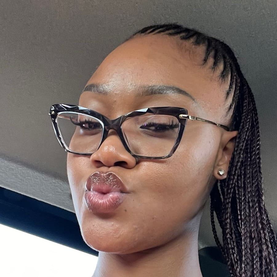 Unami Busisa Mahlangu portrait